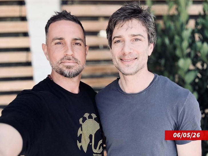 sub-James-Safechuck-Wade-Robson-ig-1