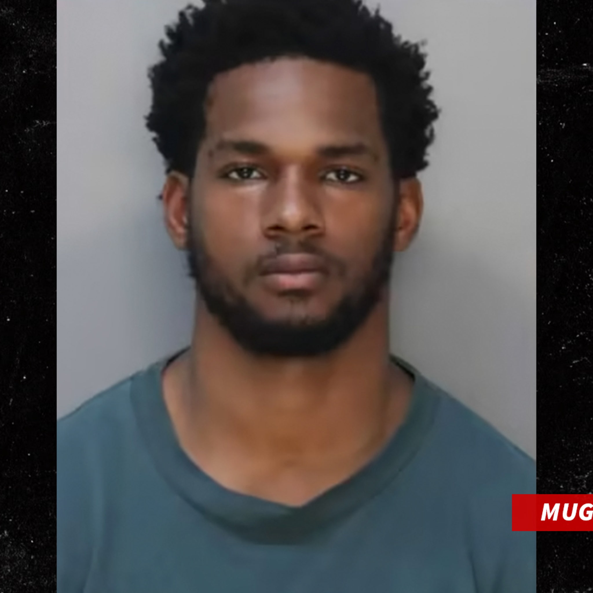 Mark Walton runs from jail after arrest, accused of hitting