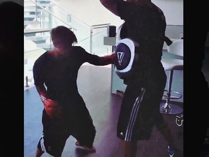 081414_bieber_boxing_primary