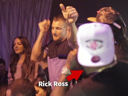 022618_ross_gronk_primary_v2