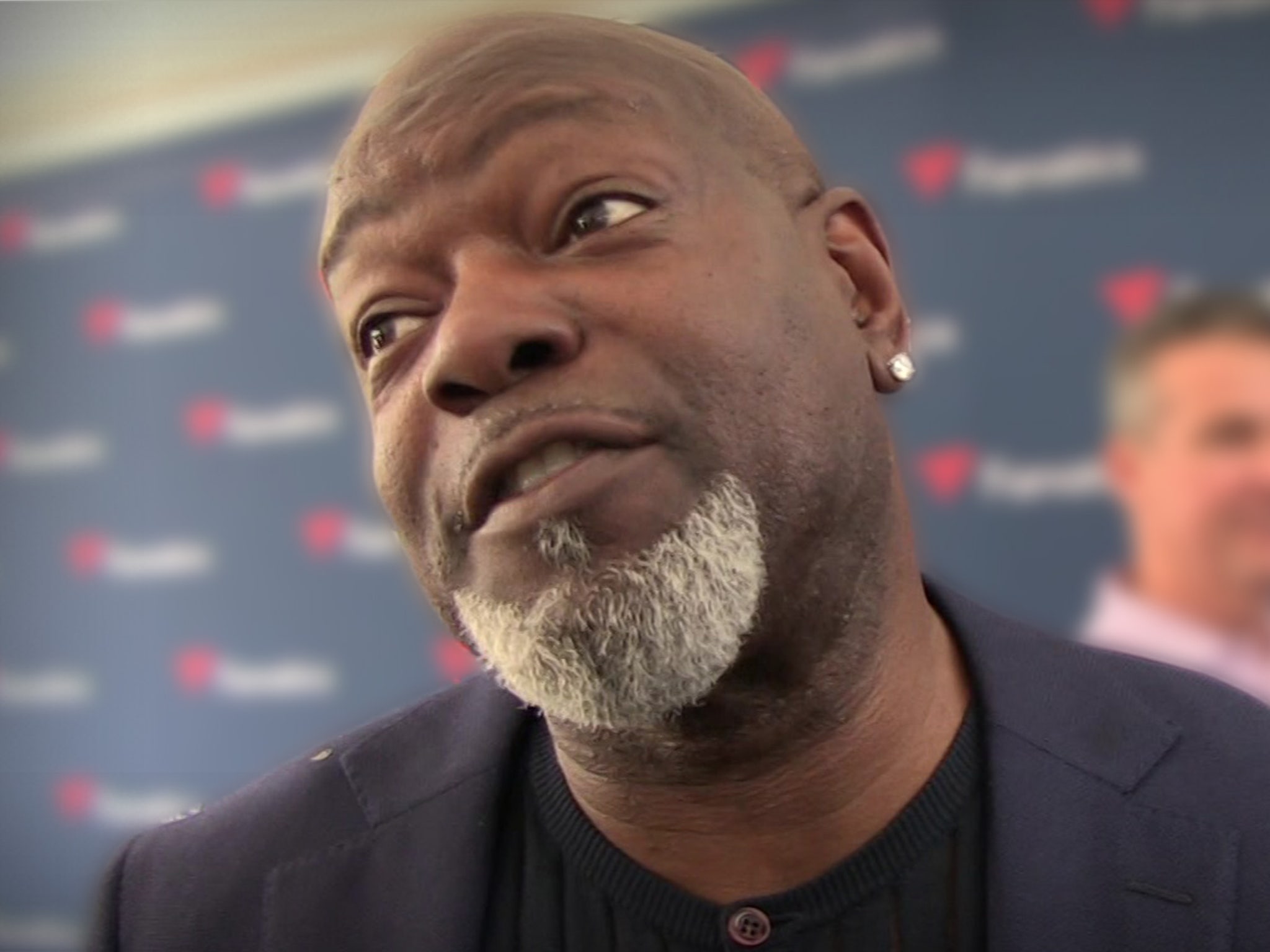 Emmitt Smith: Penalty for Patriots should be severe for deflation scandal;  will taking a pick hurt them?