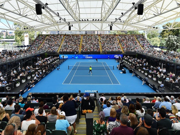 Australian Open Tennis Exhibitions Packed With Maskless Fans, COVID-Free!