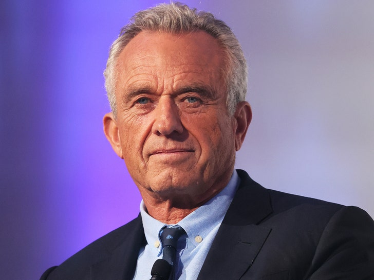 Robert F. Kennedy Jr. Reportedly Sexted With Political Reporter