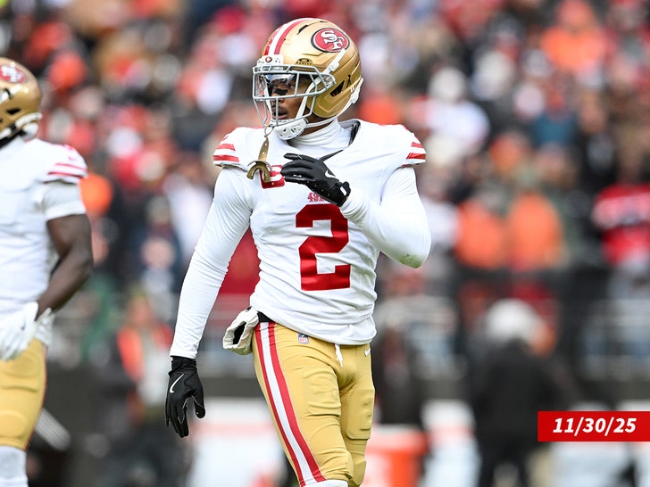 demmodore lenoir ON THE FIELD GETTY