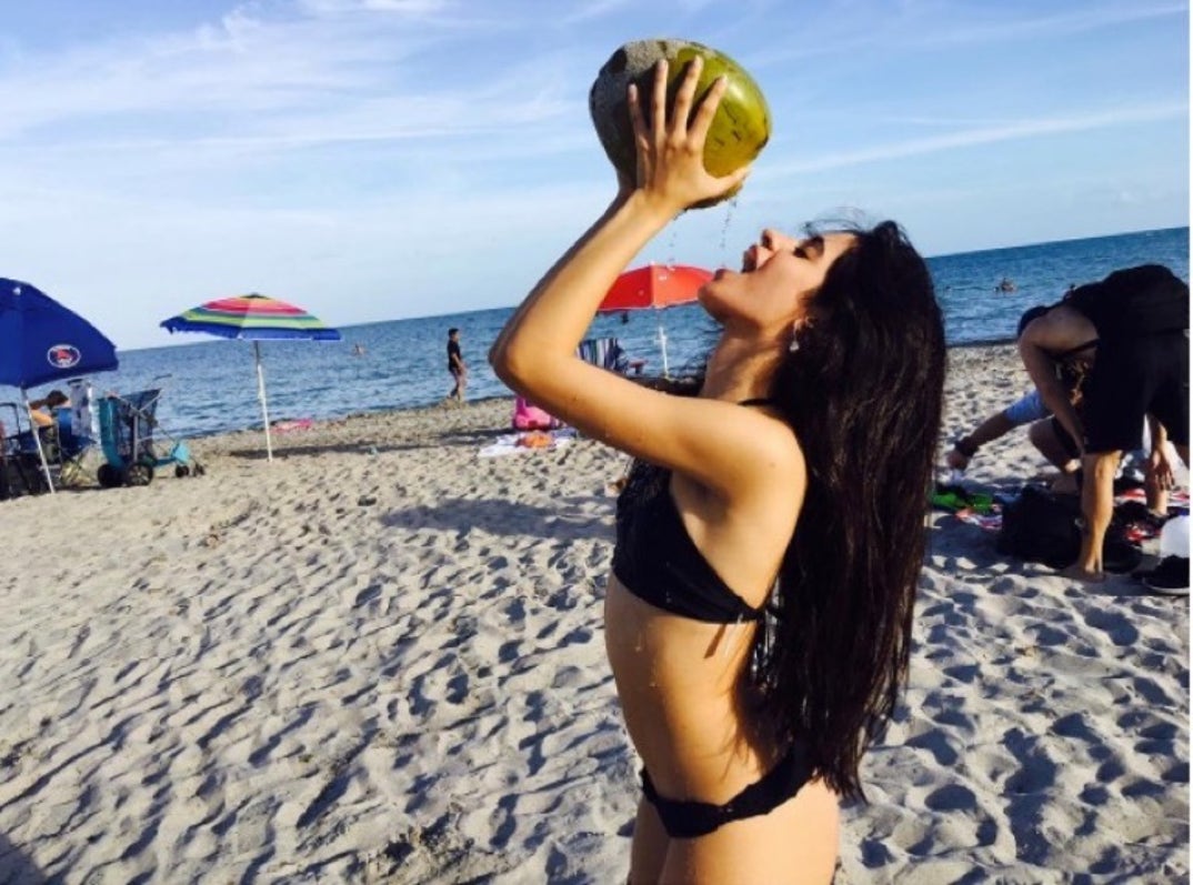 1219_Camila_Cabello_sexy_instagram00