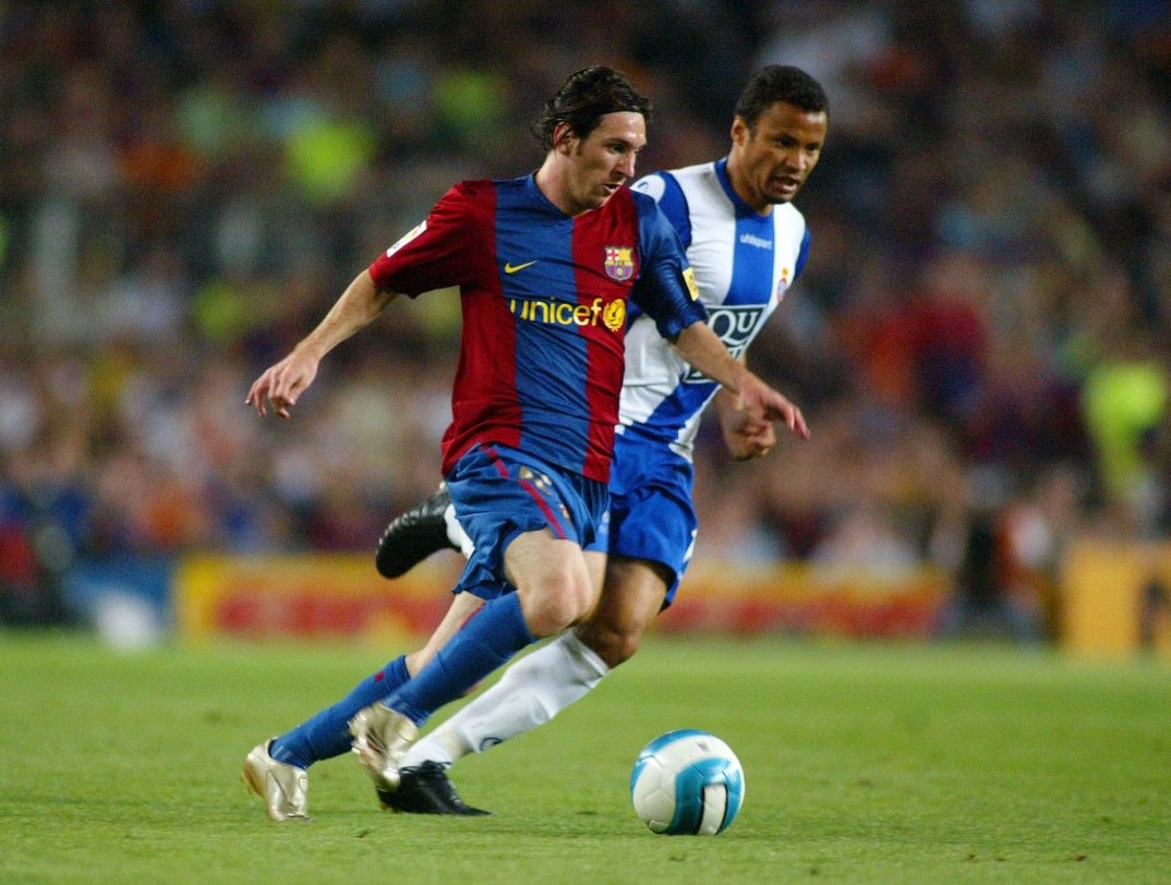 Lionel Messi On The Field Photos 0