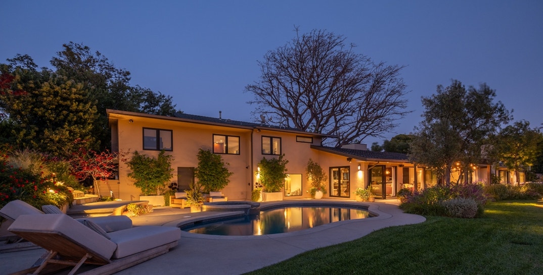 Chris Evans Hollywood Home New Pics 26