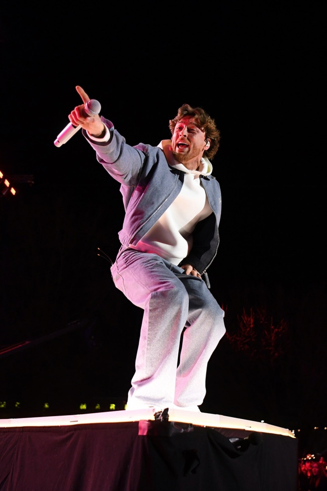 Bailey Zimmerman Performance Pics 9