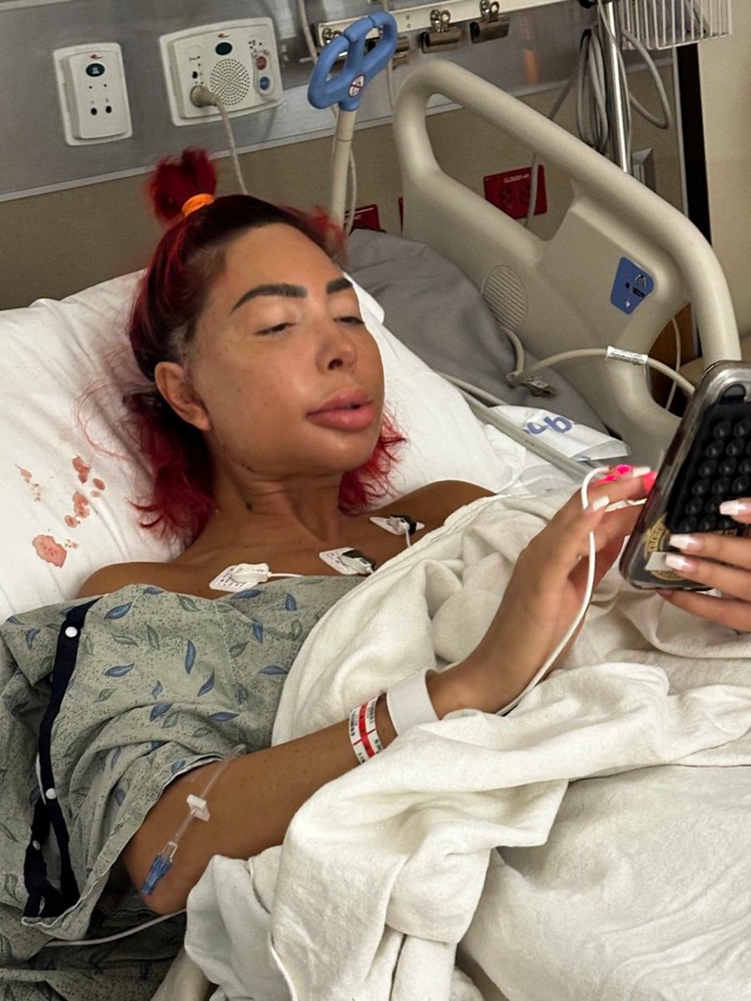 Farrah Abraham Post Op Photos 1