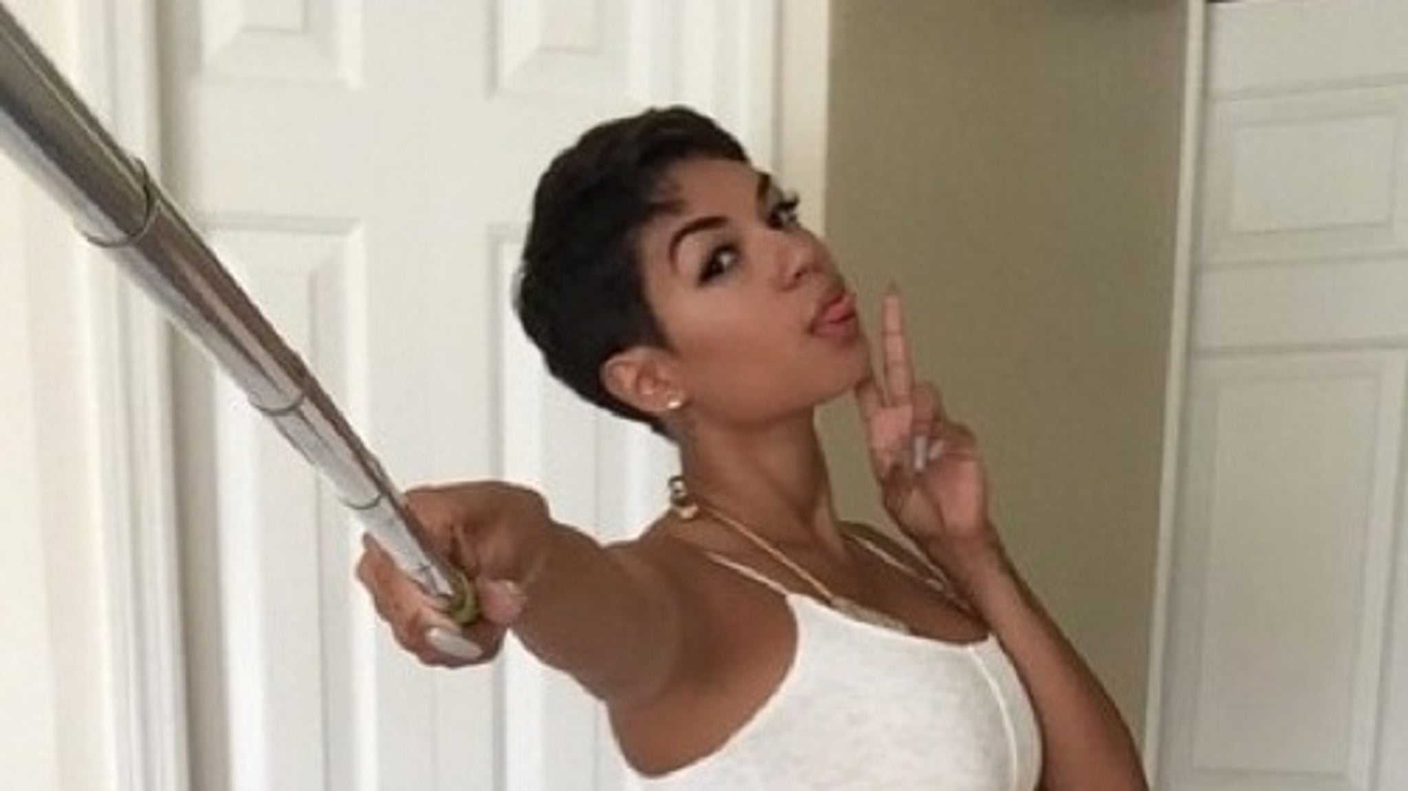 Zashia Santiago's Sexy Snapshots