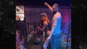 012026_megan_thee_stallion_klay_thompson_primary