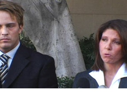 Larry Birkhead and Debra Opri