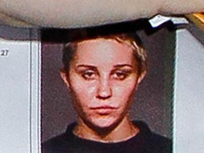 0524-amanda-bynes-mug-shot-akm-2