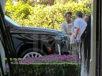 0515-travis scott tmz1