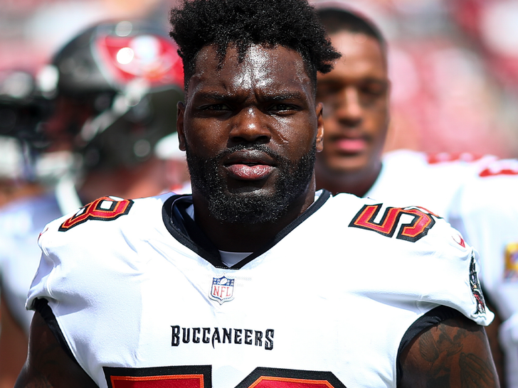 Buccaneers LB Shaquil Barrett's 2-Year-Old Drowns in Family Pool