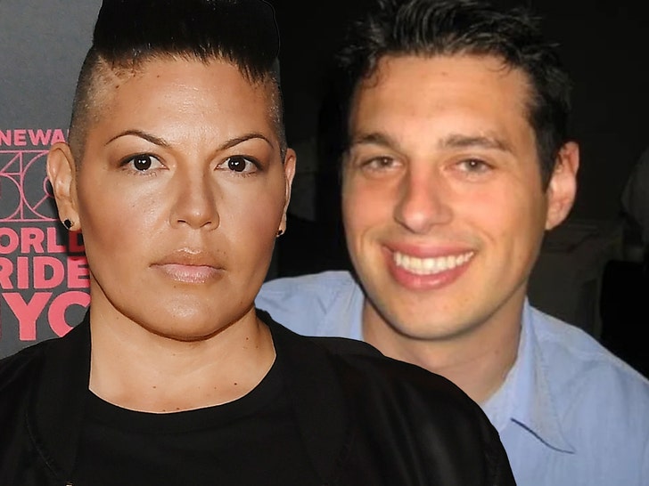 'Grey's Anatomy' Star Sara Ramirez Settles Divorce With Estranged Husband