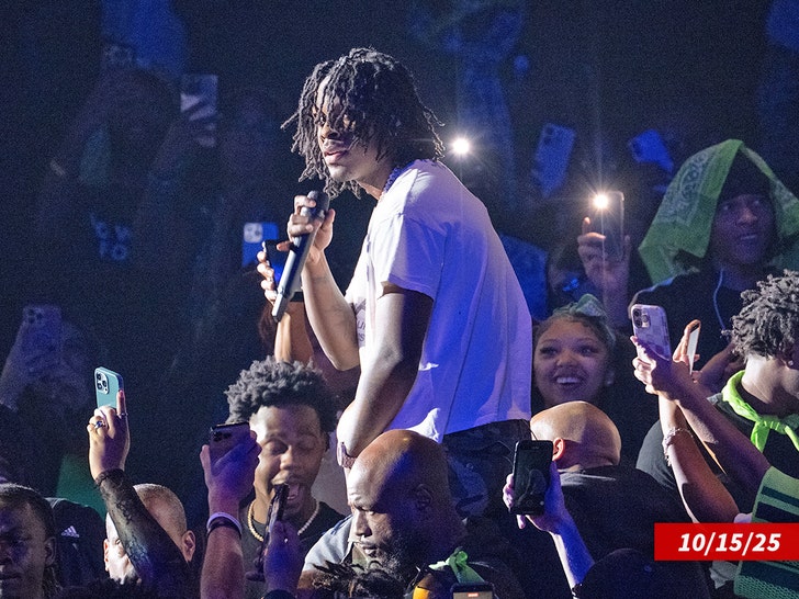 toosii rapper sub getty swipe 3