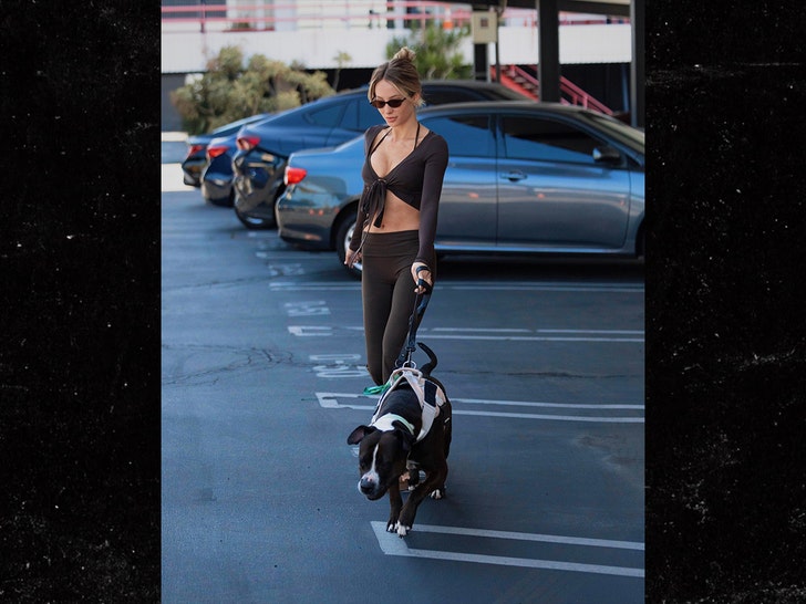 Alix-Earle-backgrid-2