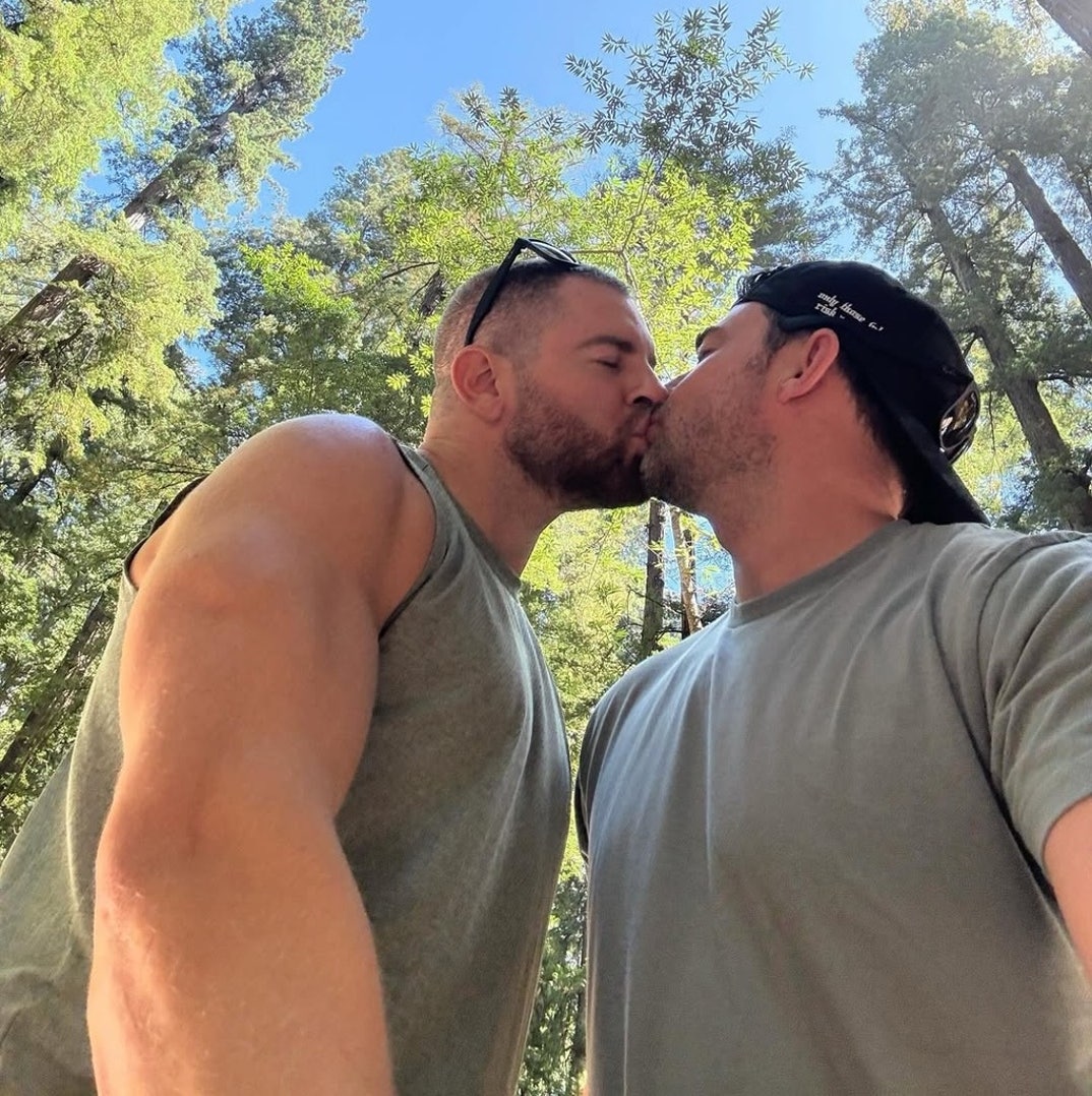 Jaymes Vaughn and Jonathan Bennett