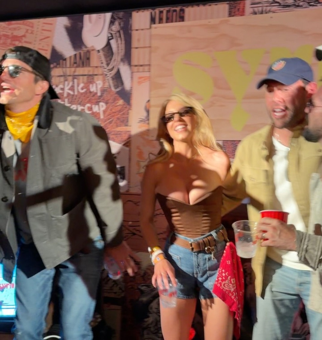 Sydney Sweeney Scooter Braun Stagecoach 13