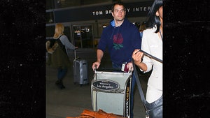 Henry Cavill -- Comes Out Smelling Like a Rose (PHOTO)