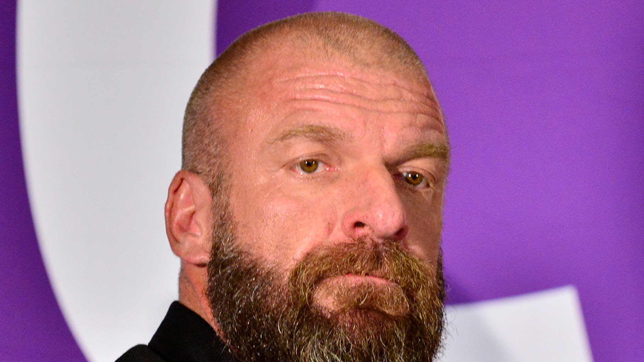 WWE’s Triple H zegt dat hij nooit meer zal worstelen, bijna-dood medische horror details