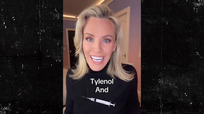 092525_jenny_mccarthy_kal