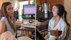 0115-Madison-Beer-Making-Music-BTS-PRIMARY