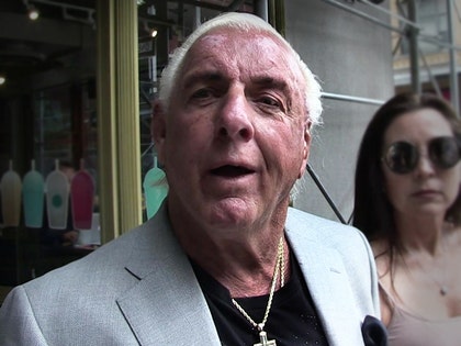 0819-ric-flair-tmz-02