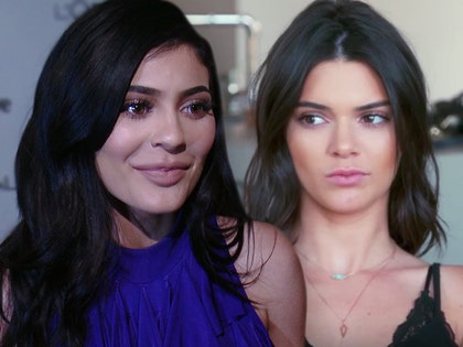 0404-kendall-kylie-jenner-tmz-getty-e-01