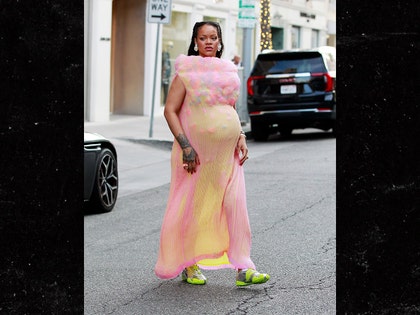 Rihanna-the-image-direct-2