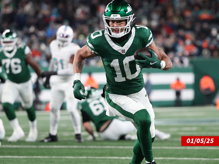 Allen Lazard  getty comp