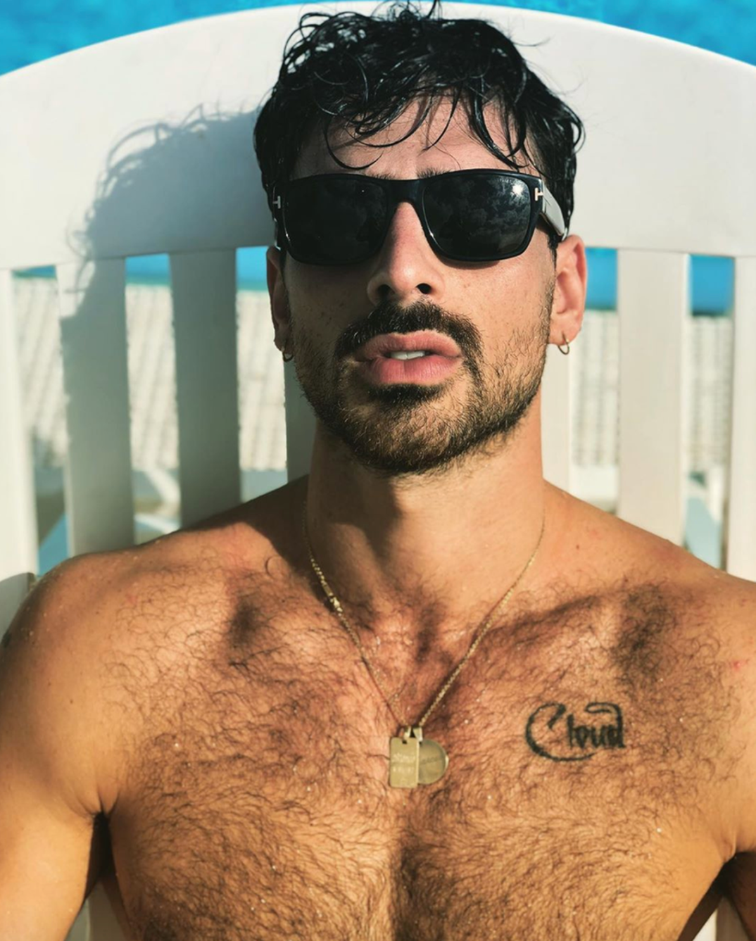 Michele-Morrone-shirtless-photos1