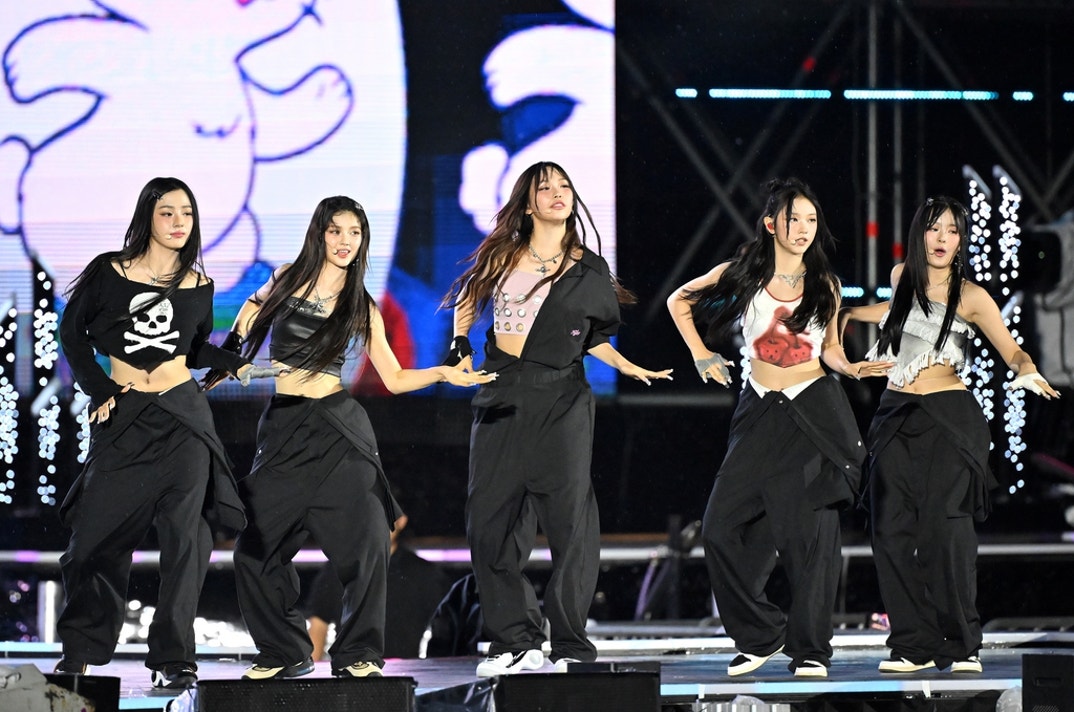 New Jeans Performance Photos 9