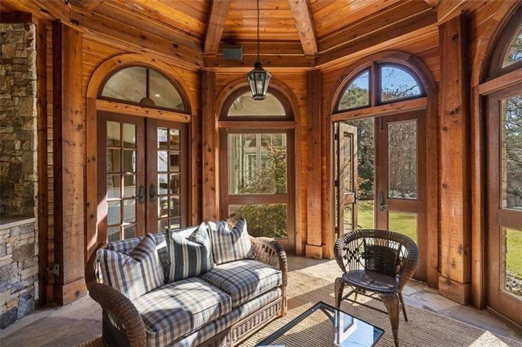 Josh Brolin Home 29