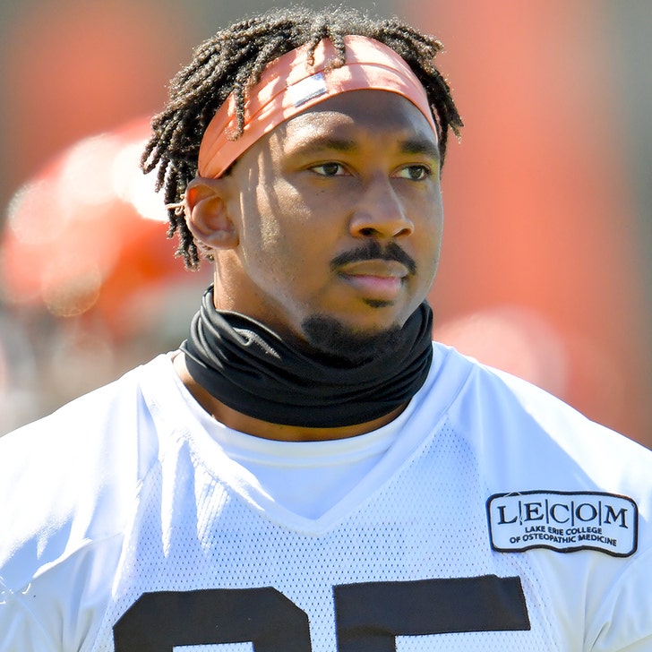 Cleveland Browns' Myles Garrett cited for speeding