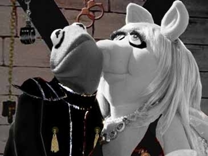 Miss Piggy Puppet Porn - Are You Ready For Muppet Porn?