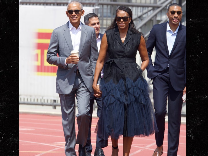 The Obamas arrive for their daughter's graduation at USC