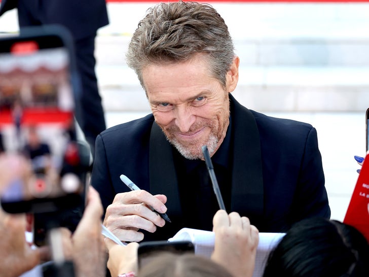 0828-Willem-Dafoe-Venice-Film-SUB