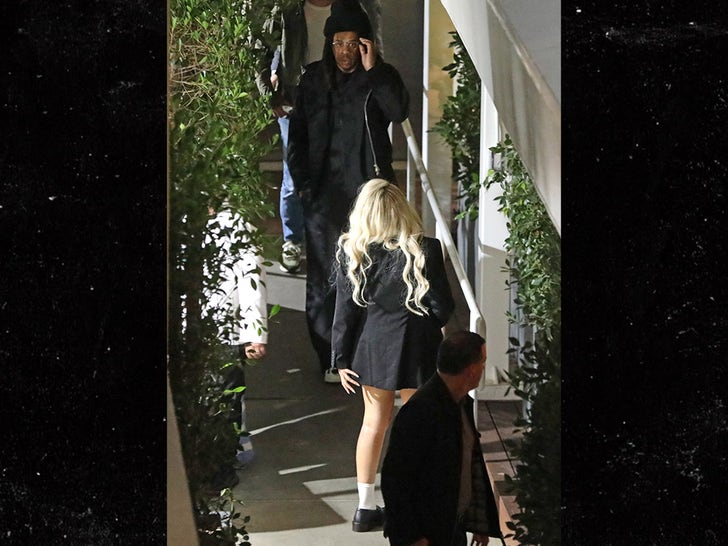 0217-Beyonce-and-Jay-Z-Dinner-Sub-4