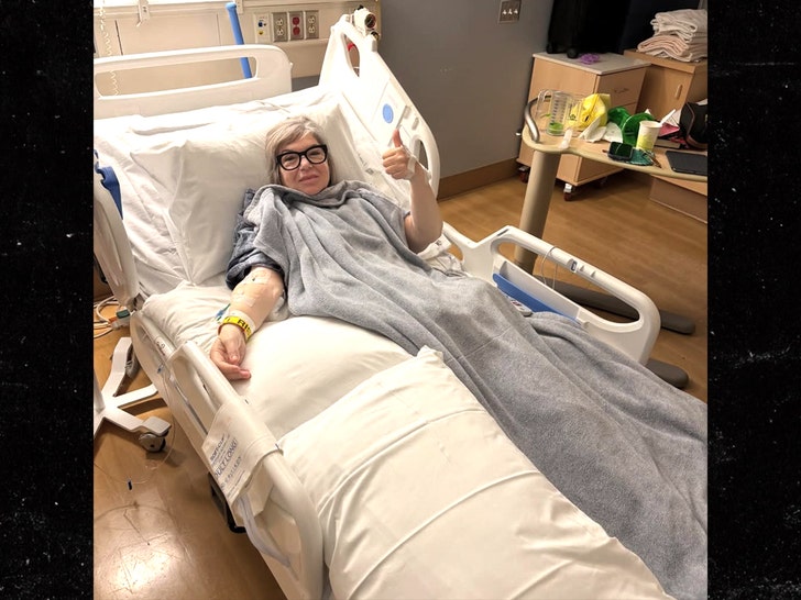 Mindy-Cohn-main-ig-1