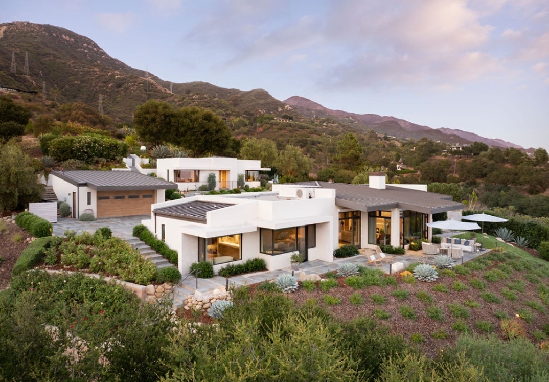 Christopher Lloyd Selling SB Retreat 22