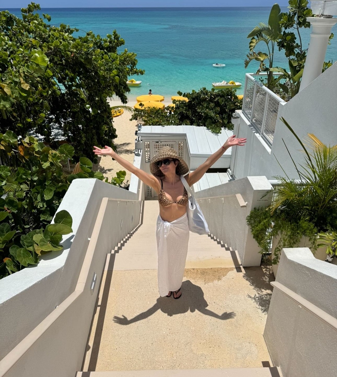 Lisa Rinna Hot Shots 7