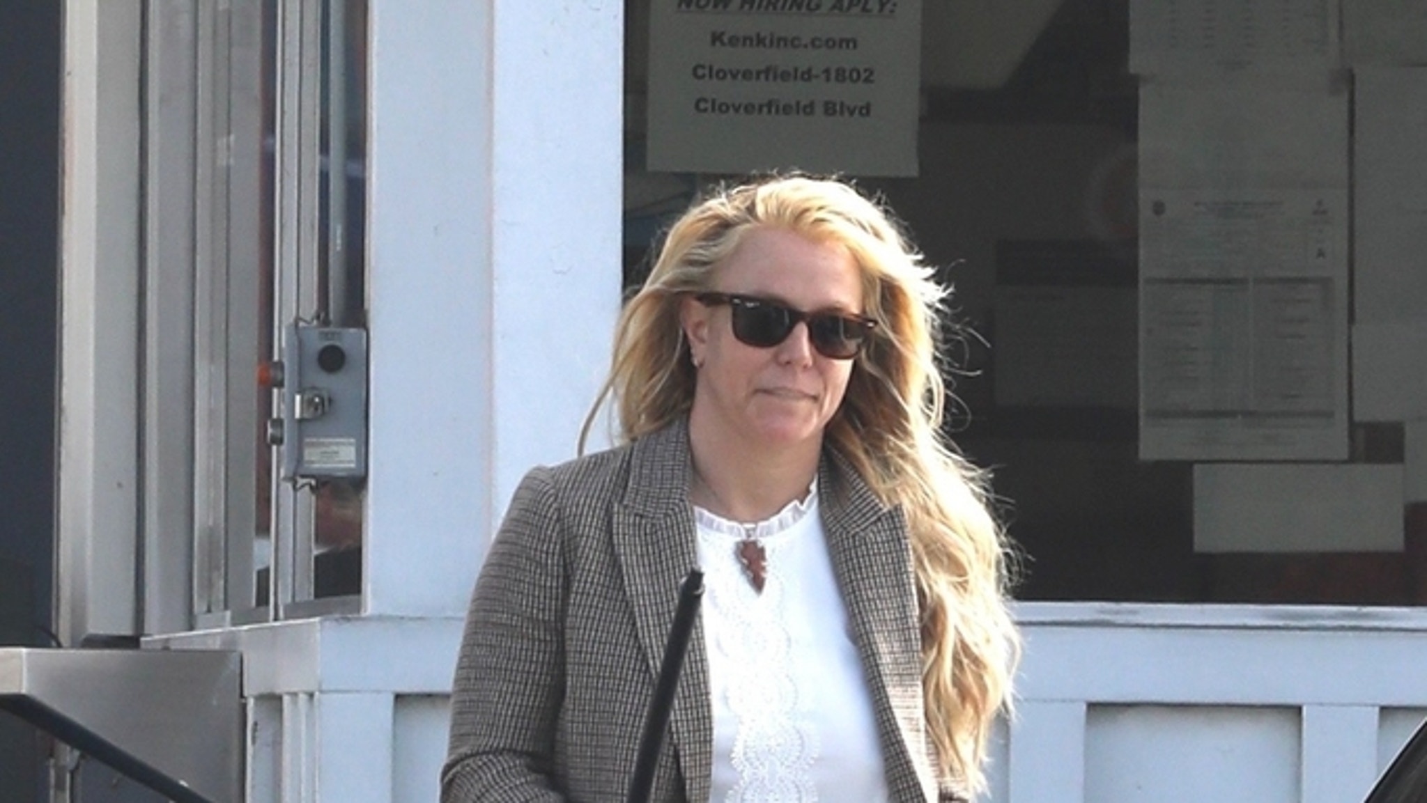 Britney Spears' Gas Station Bathroom Break