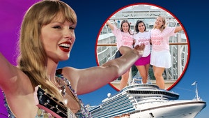 taylor swift cruise ship sets sail getty Aubreigh Gniotczynski 1