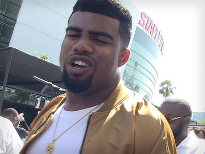 1028-ezekiel-elliott-tmz-01