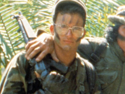 0322-shane-black-hawkins-predator-then-and-now-photos-primary