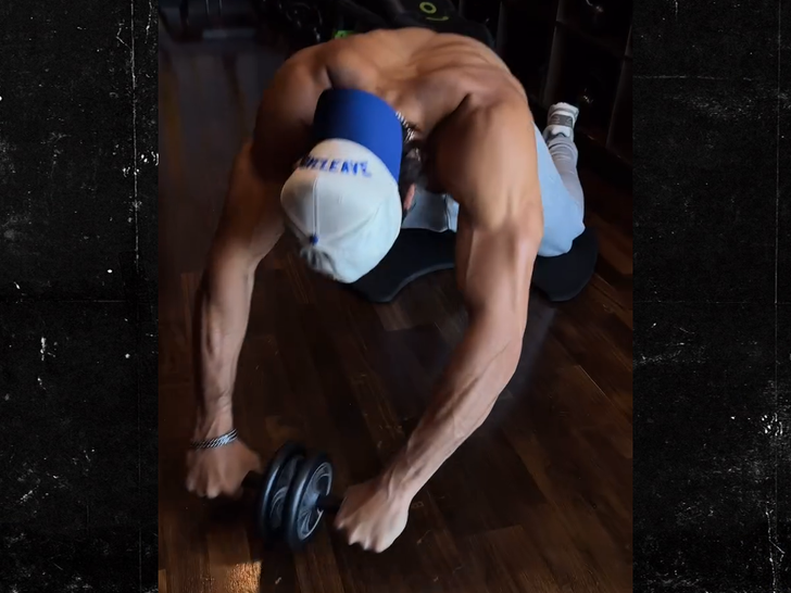 050825 SAM ASGHARI SUB 1.JPG