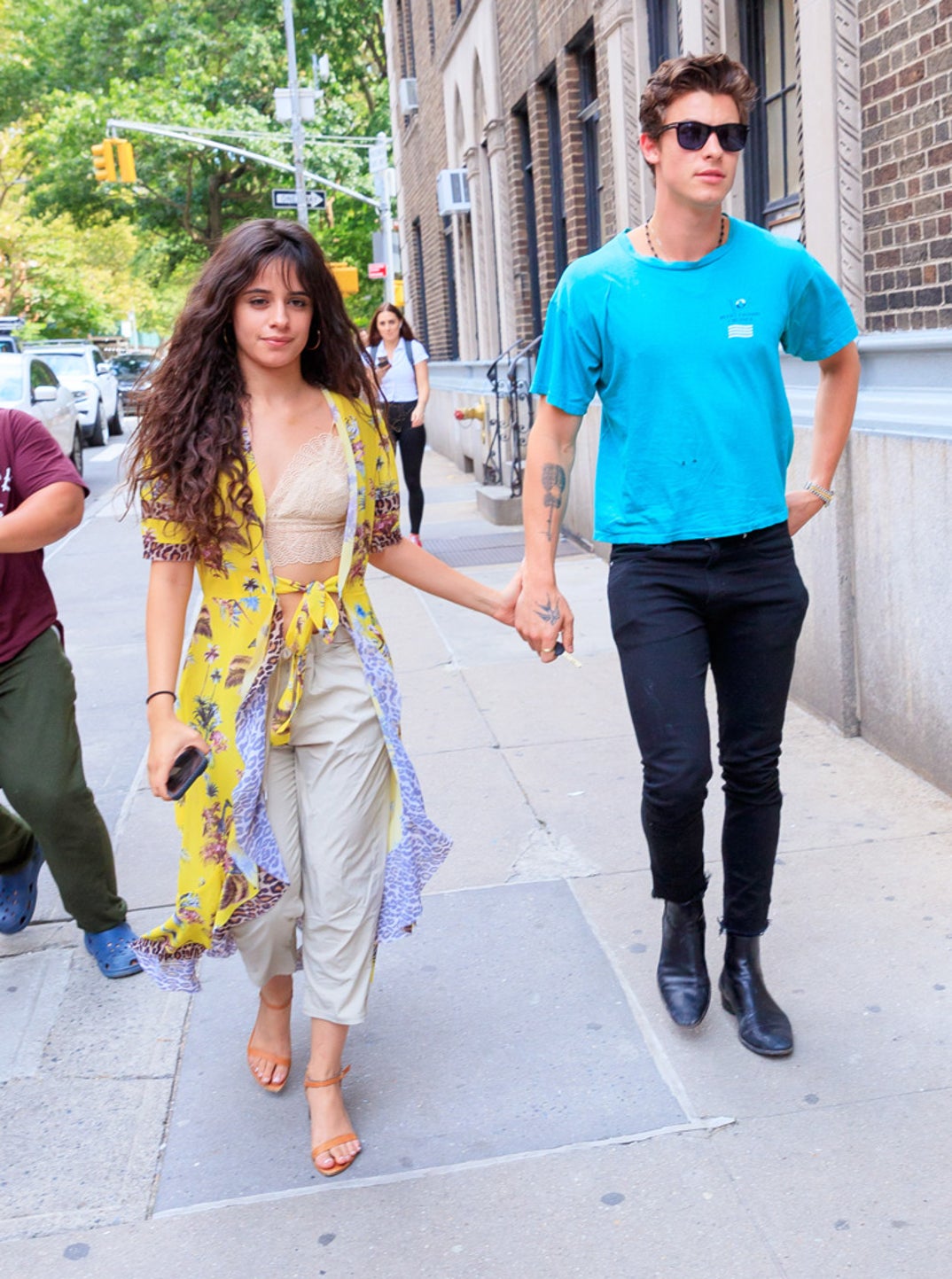 shawn-mendes-camilla-cabello-together3