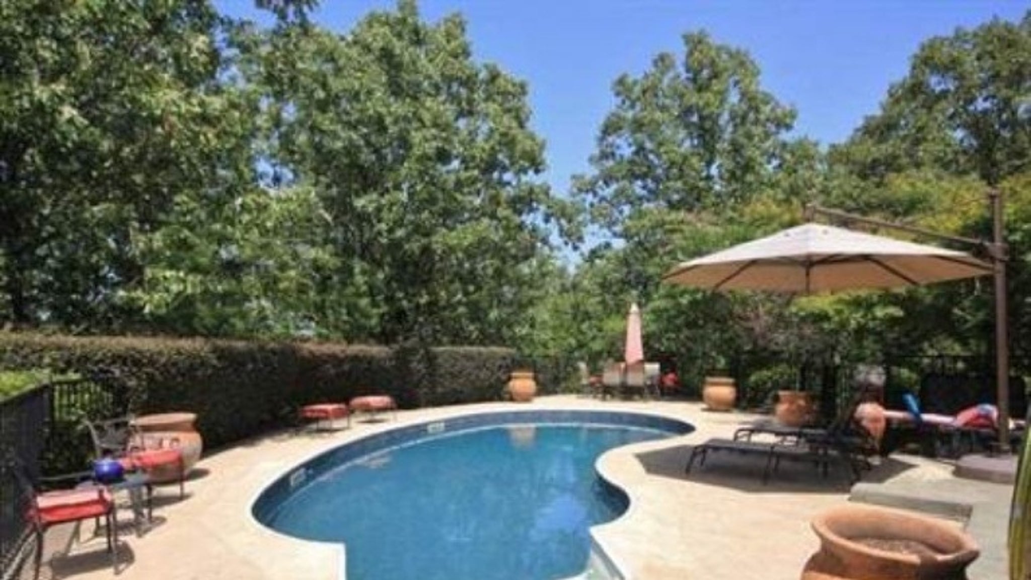 Jermain Taylor's Arkansas Home For ALE!